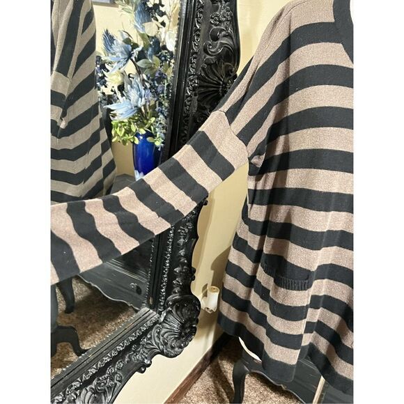 Linda Matthews New York Long Sleeve Striped Tunic Sweater Size M - Picture 2 of 4